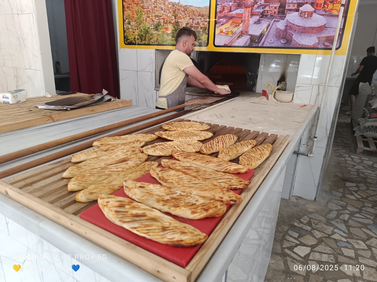 Ataşehir Yörem Pide'den tırnaklı pide